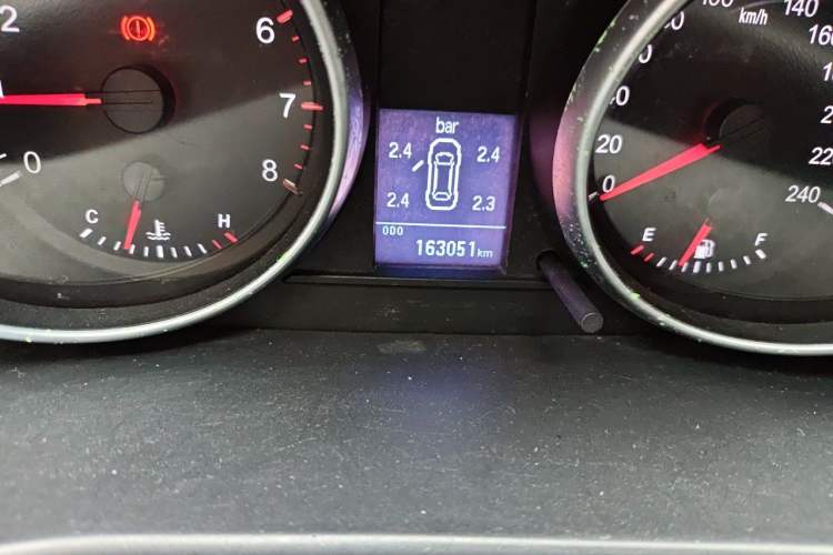 Used Haval H6 2014 Sport Version 1.5T Manual Two-Wheel Drive Elite Edition Odometer Close Up