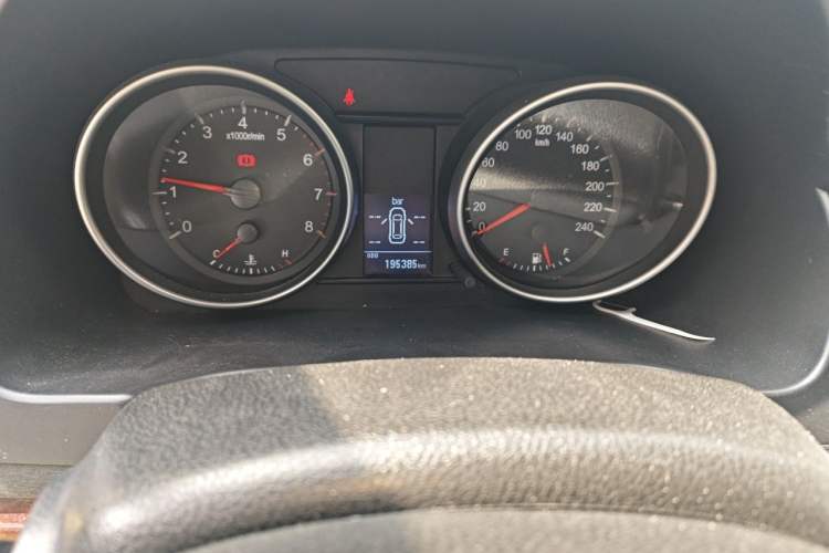 Used Haval H6 2014 Sport Version 1.5T Manual Two-Wheel Drive Elite Edition Odometer Close Up