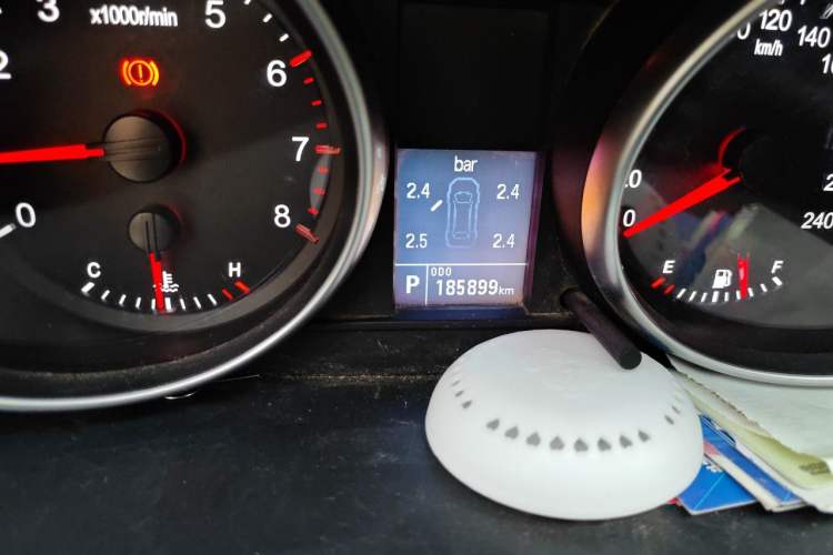 Used Haval H6 2014 Sport Edition 2.4L Automatic Elite Model Odometer Close Up