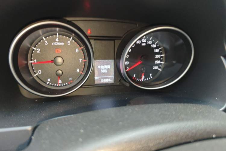 Used Haval H6 2014 Sport Version 1.5T Manual Two-Wheel Drive Elite Edition Odometer Close Up