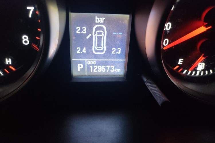 Used Haval H6 2014 Sport Edition 2.4L Automatic Elite Model Odometer Close Up
