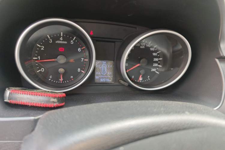 Used Haval H6 2014 Sport Version 1.5T Manual Two-Wheel Drive Elite Edition Odometer Close Up
