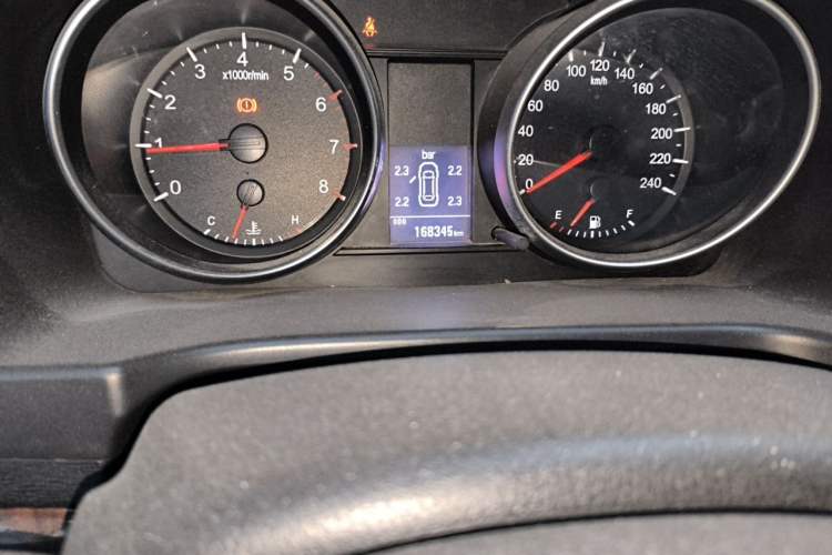 Used Haval H6 2014 Sport Version 1.5T Manual Two-Wheel Drive Elite Edition Odometer Close Up