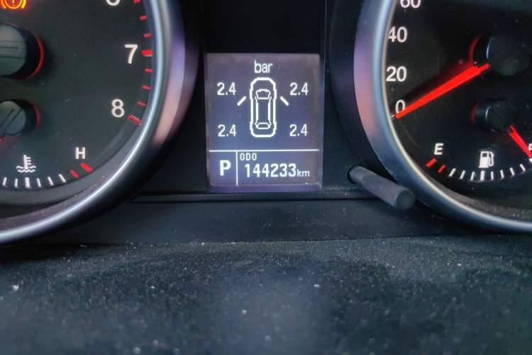 Used Haval H6 2014 Sport Edition 2.4L Automatic Elite Model Odometer Close Up