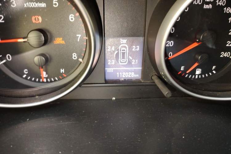 Used Haval H6 2014 Sport Version 1.5T Manual Two-Wheel Drive Elite Edition Odometer Close Up