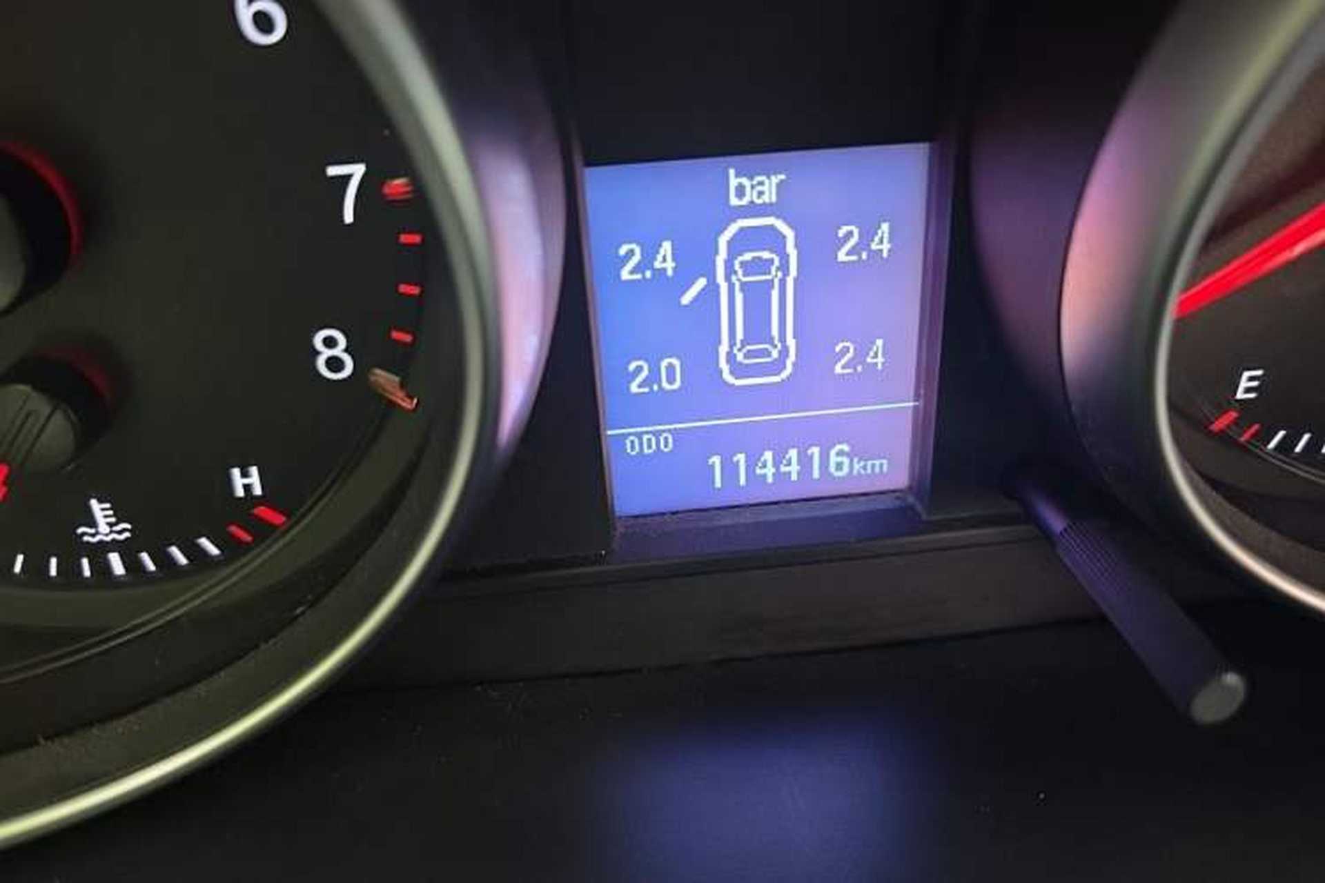 Used Haval H6 2014 Sport Version 1.5T Manual Two-Wheel Drive Elite Edition Odometer Close Up