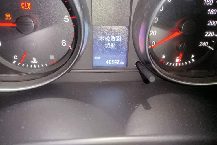 Used Haval H6 2014 Sport Edition 2.0T Diesel Manual 4x4 Elite Model Odometer Close Up