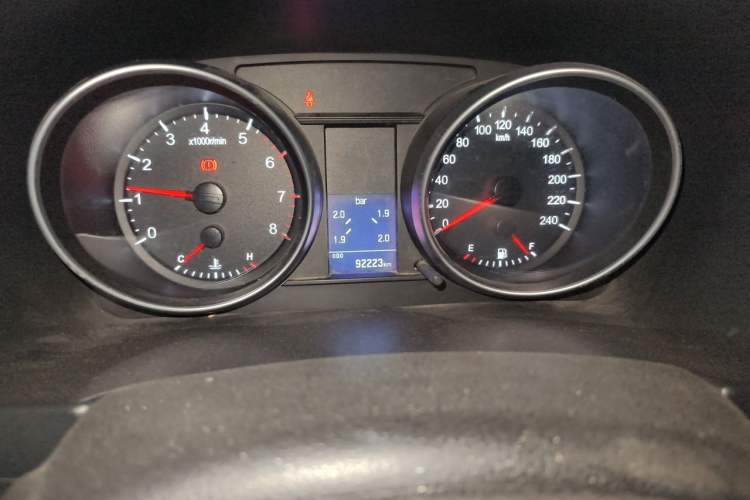 Used Haval H6 2014 Sport Version 1.5T Manual Two-Wheel Drive Elite Edition Odometer Close Up