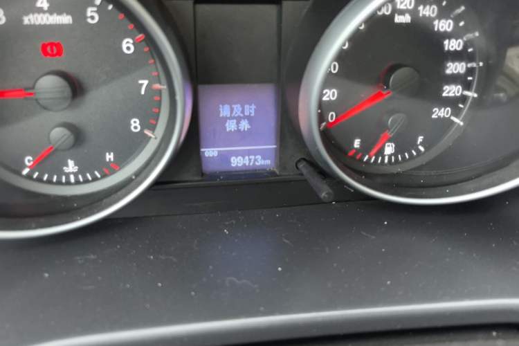 Used Haval H6 2014 Sport Version 1.5T Manual Two-Wheel Drive Elite Edition Odometer Close Up