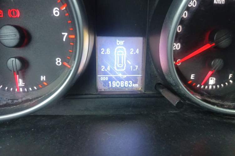 Used Haval H6 2014 Sport Version 1.5T Manual Two-Wheel Drive Elite Edition Odometer Close Up