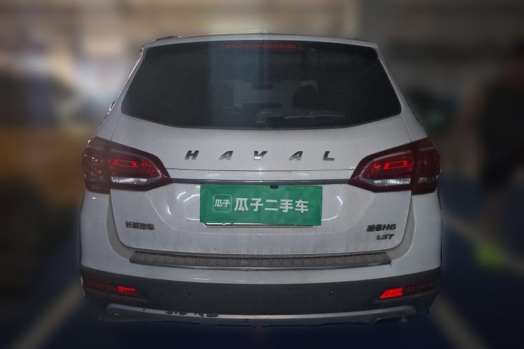 Used Haval H6 2014 Sport Version 1.5T Manual Two-Wheel Drive Elite Edition Rear