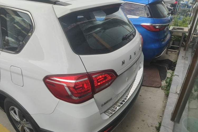 Used Haval H6 2014 Sport Version 1.5T Manual Two-Wheel Drive Elite Edition Rear