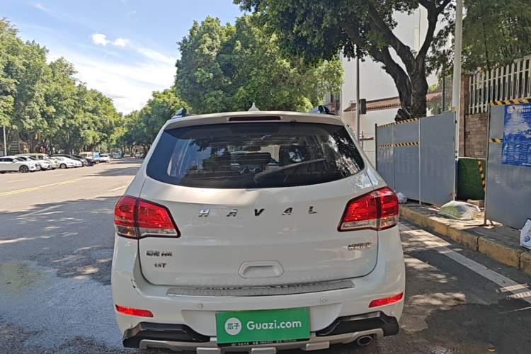 Used Haval H6 2014 Upgraded Model 1.5T Manual Two-Wheel Drive Elite Version Rear