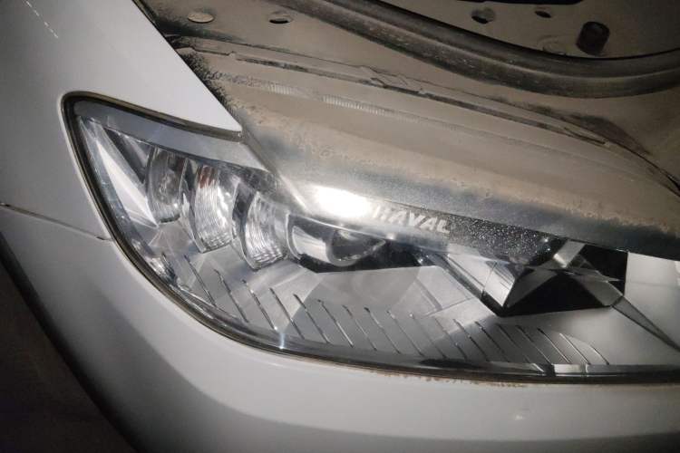 Used Haval H6 2014 Sport Edition 1.5T Manual 4x4 Elite Model Right Front Headlight