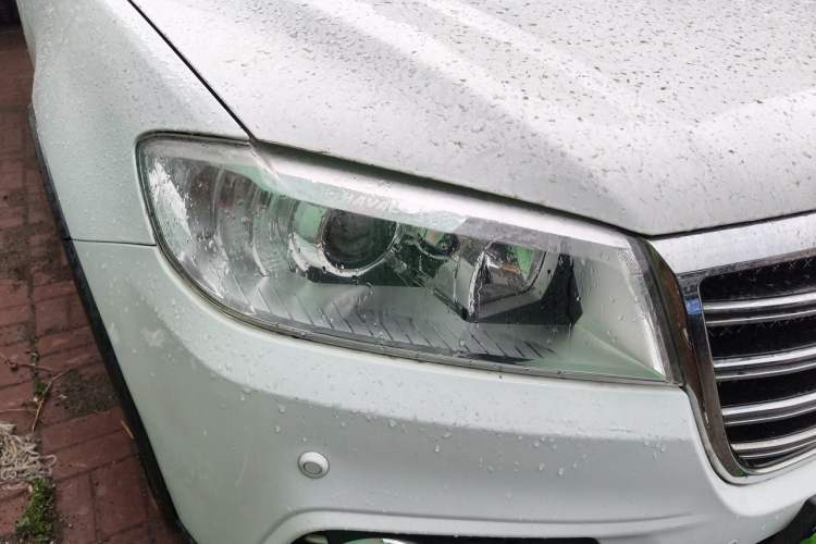 Used Haval H6 2014 Sport Version 1.5T Manual Two-Wheel Drive Elite Edition Right Front Headlight