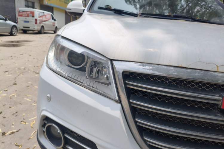 Used Haval H6 2014 Sport Version 1.5T Manual Two-Wheel Drive Elite Edition Right Front Headlight