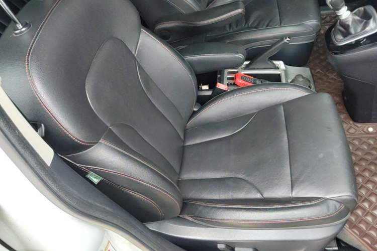 Used Haval H6 2014 Sport Version 1.5T Manual Two-Wheel Drive Elite Edition Right Front Seat