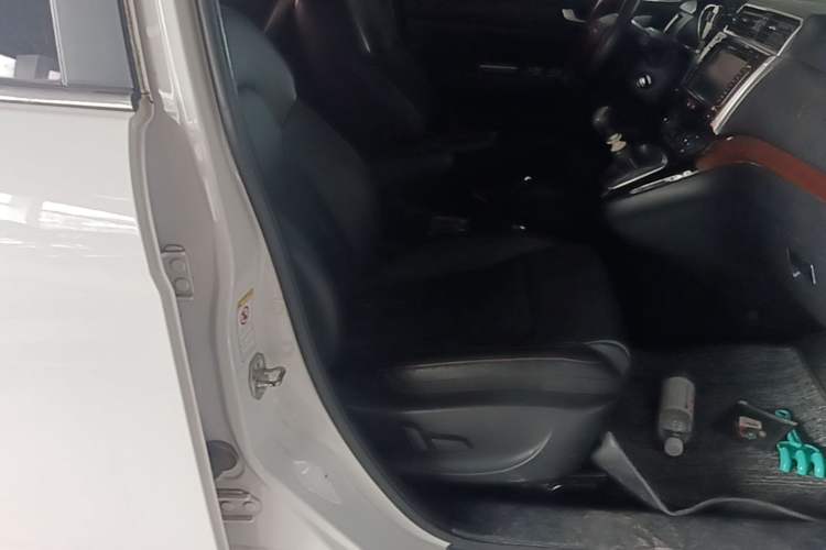 Used Haval H6 2014 Sport Version 1.5T Manual Two-Wheel Drive Elite Edition Right Front Seat