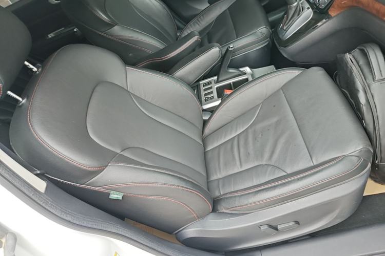 Used Haval H6 2014 Sport Edition 2.4L Automatic Elite Model Right Front Seat