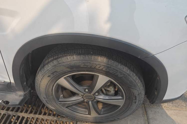 Used Haval H6 2014 Sport Version 1.5T Manual Two-Wheel Drive Elite Edition Right Front Wheel Hub
