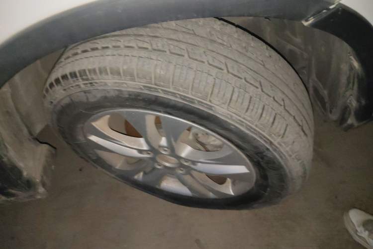 Used Haval H6 2014 Sport Edition 1.5T Manual 4x4 Elite Model Right Front Wheel Hub