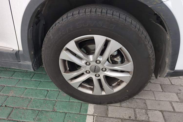 Used Haval H6 2014 Sport Version 1.5T Manual Two-Wheel Drive Elite Edition Right Front Wheel Hub