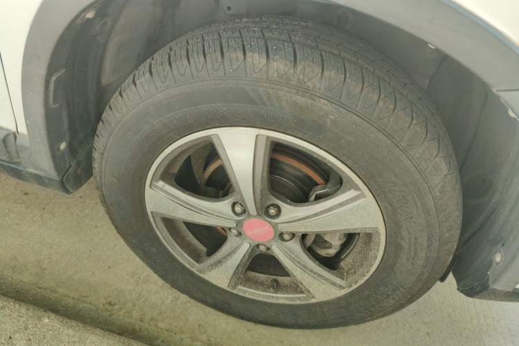 Used Haval H6 2014 Sport Version 1.5T Manual Two-Wheel Drive Elite Edition Right Front Wheel Hub