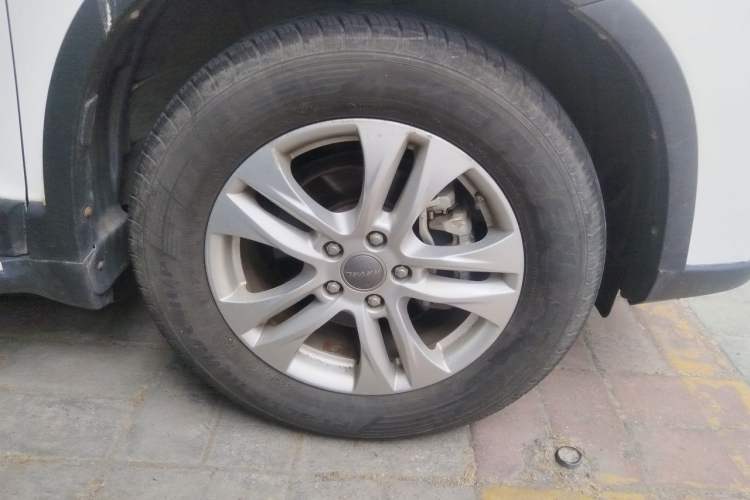 Used Haval H6 2014 Sport Version 1.5T Manual Two-Wheel Drive Elite Edition Right Front Wheel Hub