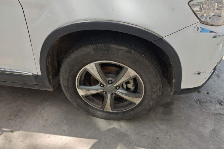 Used Haval H6 2014 Sport Edition 1.5T Manual 4x4 Elite Model Right Front Wheel Hub