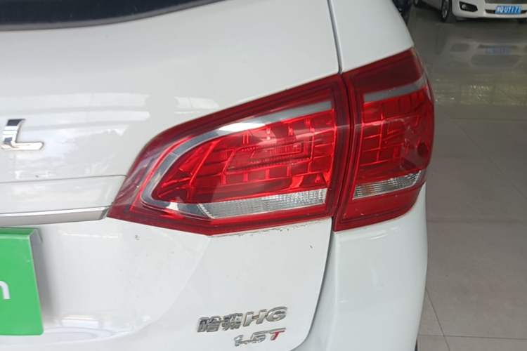Used Haval H6 2014 Sport Version 1.5T Manual Two-Wheel Drive Elite Edition Right Rear Taillight