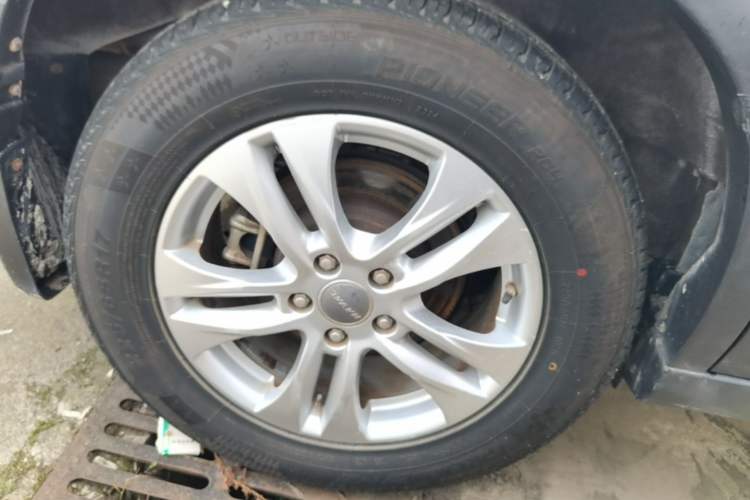 Used Haval H6 2014 Sport Version 1.5T Manual Two-Wheel Drive Elite Edition Right Rear Wheel Hub