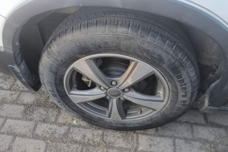 Used Haval H6 2014 Sport Version 1.5T Manual Two-Wheel Drive Elite Edition Right Rear Wheel Hub