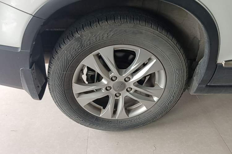 Used Haval H6 2014 Sport Version 1.5T Manual Two-Wheel Drive Elite Edition Right Rear Wheel Hub