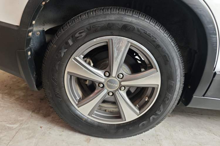 Used Haval H6 2014 Sport Version 1.5T Manual Two-Wheel Drive Elite Edition Right Rear Wheel Hub