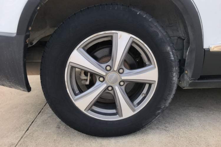 Used Haval H6 2014 Sport Version 1.5T Manual Two-Wheel Drive Elite Edition Right Rear Wheel Hub