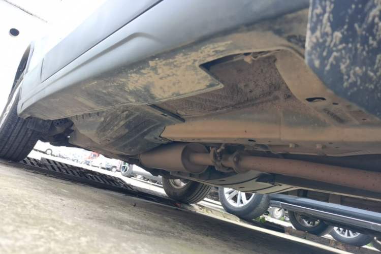 Used Haval H6 2014 Sport Version 1.5T Manual Two-Wheel Drive Elite Edition Right Side Sill