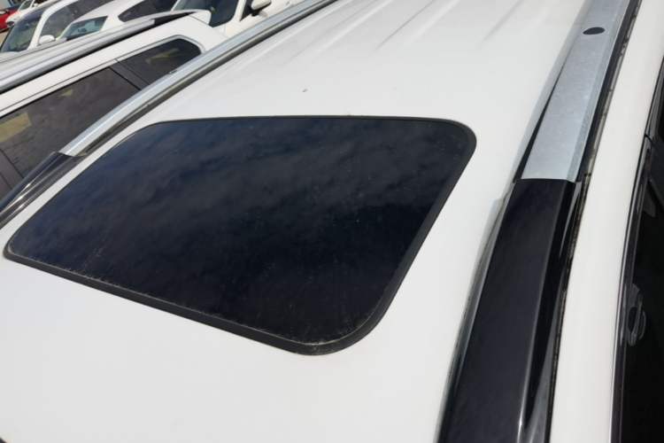 Used Haval H6 2014 Sport Version 1.5T Manual Two-Wheel Drive Elite Edition Roof