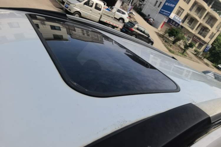 Used Haval H6 2014 Sport Version 1.5T Manual Two-Wheel Drive Elite Edition Roof