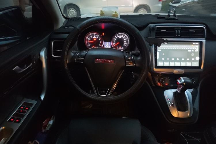 Used Haval H6 2014 Sport Edition 2.4L Automatic Elite Model Steering Wheel
