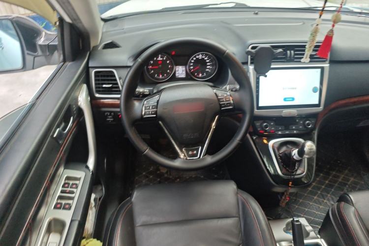 Used Haval H6 2014 Sport Version 1.5T Manual Two-Wheel Drive Elite Edition Steering Wheel