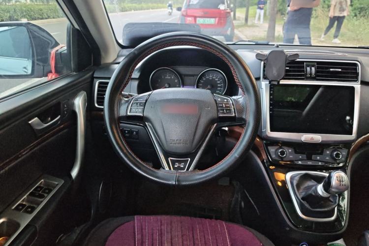 Used Haval H6 2014 Sport Version 1.5T Manual Two-Wheel Drive Elite Edition Steering Wheel
