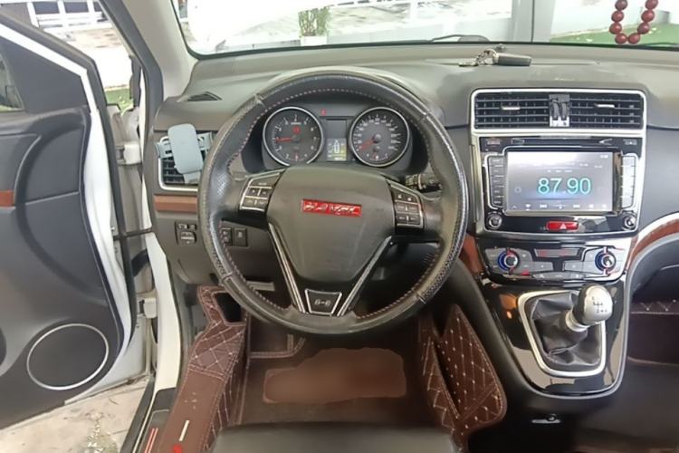 Used Haval H6 2014 Sport Version 1.5T Manual Two-Wheel Drive Elite Edition Steering Wheel