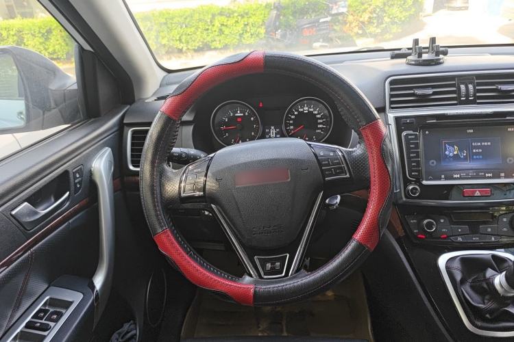 Used Haval H6 2014 Sport Version 1.5T Manual Two-Wheel Drive Elite Edition Steering Wheel
