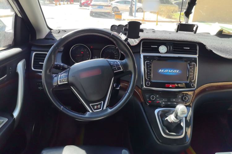 Used Haval H6 2014 Sport Version 1.5T Manual Two-Wheel Drive Elite Edition Steering Wheel