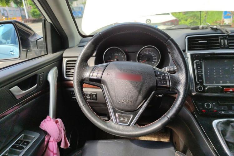 Used Haval H6 2014 Sport Version 1.5T Manual Two-Wheel Drive Elite Edition Steering Wheel