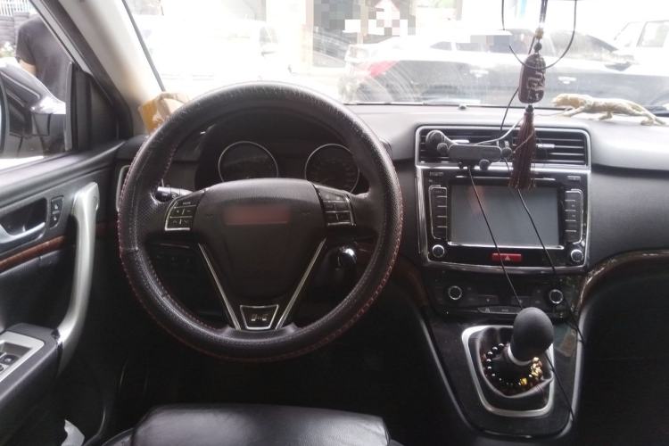 Used Haval H6 2014 Sport Version 1.5T Manual Two-Wheel Drive Elite Edition Steering Wheel