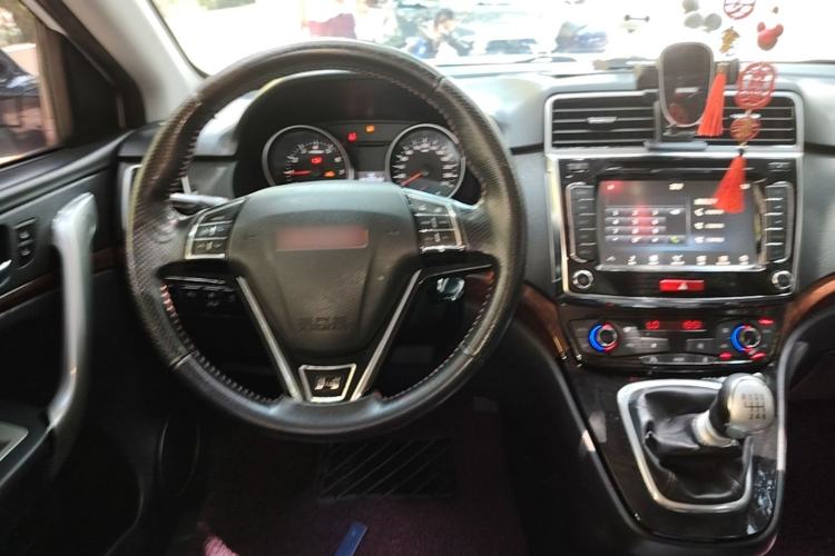 Used Haval H6 2014 Sport Version 1.5T Manual Two-Wheel Drive Elite Edition Steering Wheel
