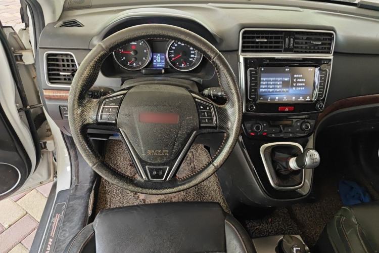 Used Haval H6 2014 Sport Edition 2.0T Diesel Manual Two-Wheel Drive Prestige Model Steering Wheel