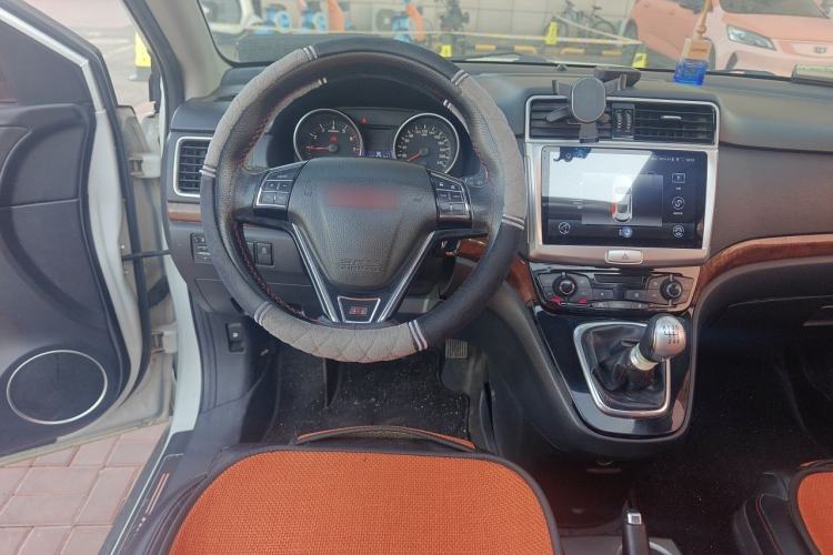 Used Haval H6 2014 Sport Version 1.5T Manual Two-Wheel Drive Elite Edition Steering Wheel