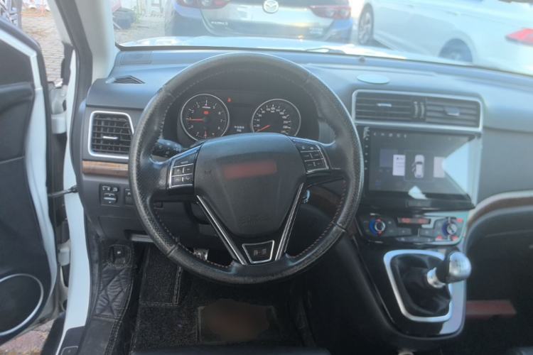 Used Haval H6 2014 Sport Version 1.5T Manual Two-Wheel Drive Elite Edition Steering Wheel